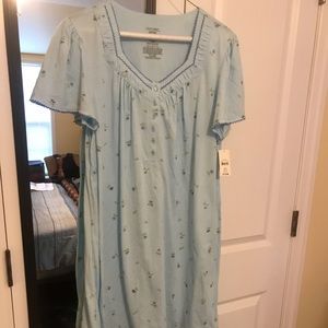 NWT Waltz Gown- Super Soft! Size L